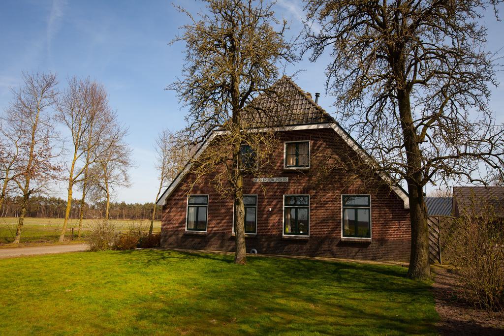 Bed And Breakfast Geertruidahoeve Hellendoorn Bagian luar foto